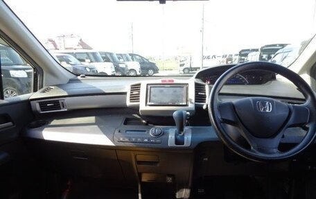 Honda Freed I, 2013 год, 640 000 рублей, 16 фотография
