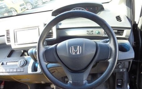 Honda Freed I, 2013 год, 640 000 рублей, 14 фотография