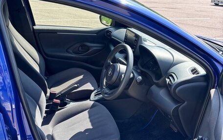 Toyota Yaris, 2021 год, 830 000 рублей, 7 фотография