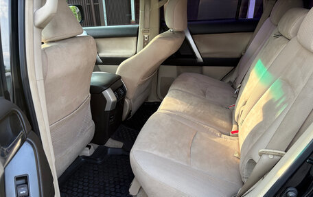 Toyota Land Cruiser Prado 150 рестайлинг 2, 2010 год, 2 300 000 рублей, 8 фотография