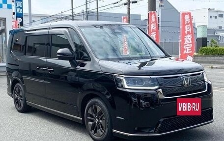 Honda Stepwgn, 2022 год, 2 160 520 рублей, 2 фотография
