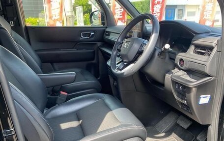 Honda Stepwgn, 2022 год, 2 160 520 рублей, 11 фотография