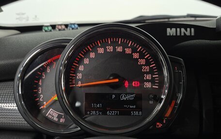 MINI Hatch, 2018 год, 1 400 000 рублей, 11 фотография