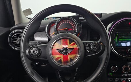 MINI Hatch, 2018 год, 1 400 000 рублей, 19 фотография