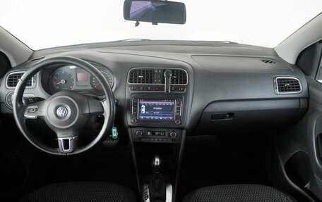 Volkswagen Polo VI (EU Market), 2012 год, 650 000 рублей, 9 фотография