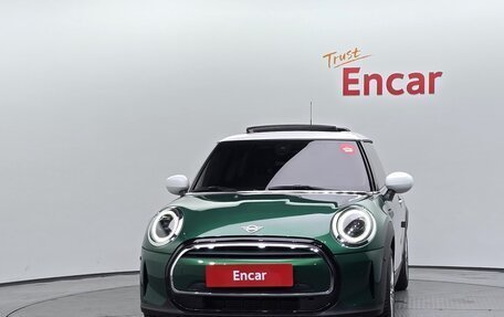 MINI Hatch, 2022 год, 1 700 000 рублей, 2 фотография