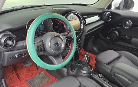 MINI Hatch, 2022 год, 1 700 000 рублей, 7 фотография