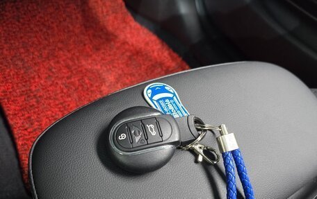 MINI Hatch, 2022 год, 1 700 000 рублей, 18 фотография