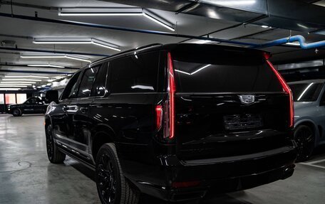 Cadillac Escalade V, 2024 год, 16 000 000 рублей, 6 фотография