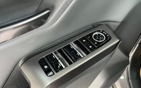 Toyota RAV4, 2025 год, 6 230 000 рублей, 17 фотография