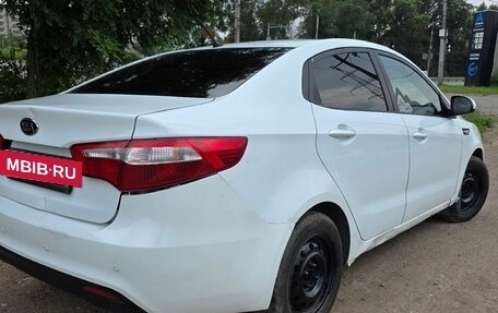 KIA Rio III рестайлинг, 2012 год, 650 000 рублей, 3 фотография