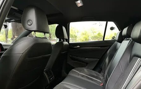 Volkswagen Golf VIII, 2023 год, 2 200 000 рублей, 7 фотография