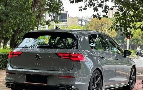 Volkswagen Golf VIII, 2023 год, 2 200 000 рублей, 5 фотография