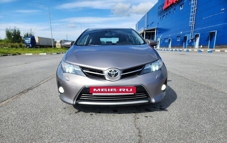 Toyota Auris II, 2013 год, 1 100 000 рублей, 9 фотография