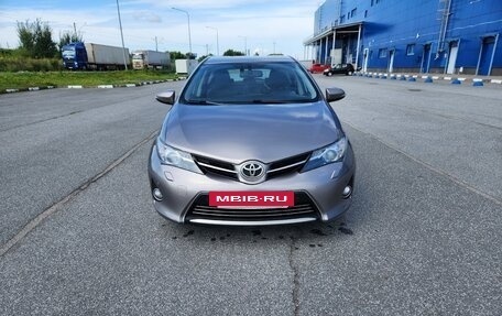 Toyota Auris II, 2013 год, 1 100 000 рублей, 2 фотография