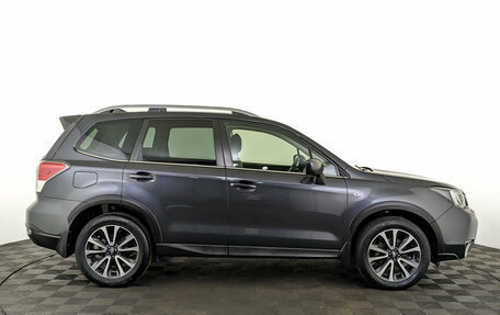 Subaru Forester, 2017 год, 2 425 000 рублей, 4 фотография
