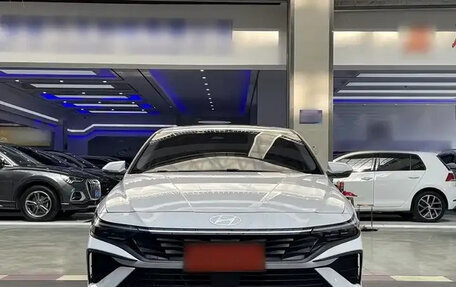 Hyundai Elantra, 2023 год, 1 330 777 рублей, 2 фотография