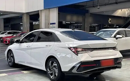 Hyundai Elantra, 2023 год, 1 330 777 рублей, 6 фотография