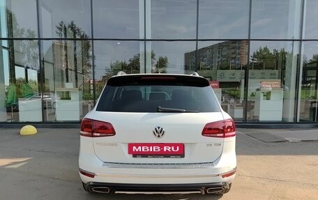 Volkswagen Touareg III, 2018 год, 3 780 000 рублей, 7 фотография