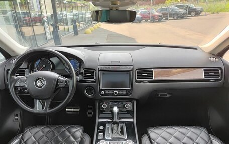 Volkswagen Touareg III, 2018 год, 3 780 000 рублей, 17 фотография