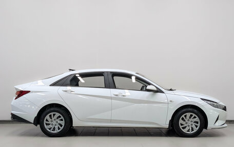 Hyundai Elantra, 2022 год, 2 055 000 рублей, 4 фотография