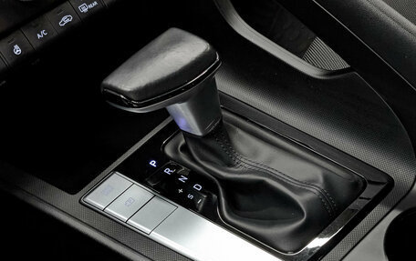 Hyundai Elantra, 2022 год, 2 055 000 рублей, 20 фотография