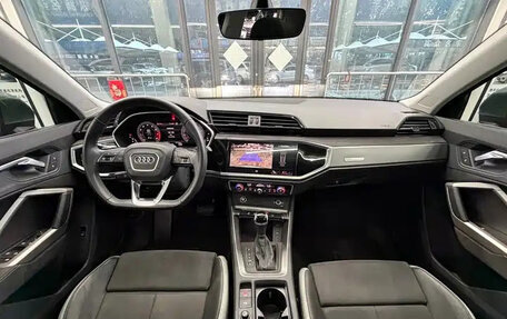 Audi Q3, 2022 год, 1 639 200 рублей, 13 фотография