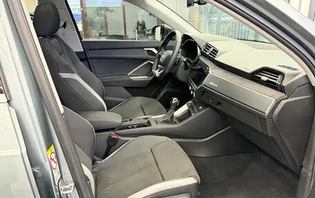 Audi Q3, 2022 год, 1 639 200 рублей, 10 фотография