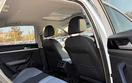 Volkswagen Lavida, 2024 год, 1 450 000 рублей, 14 фотография