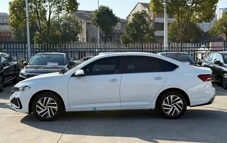 Volkswagen Lavida, 2024 год, 1 450 000 рублей, 4 фотография