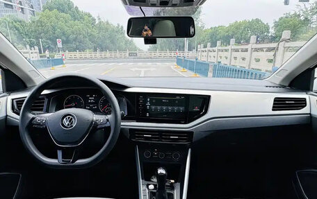 Volkswagen Polo, 2022 год, 1 031 000 рублей, 7 фотография