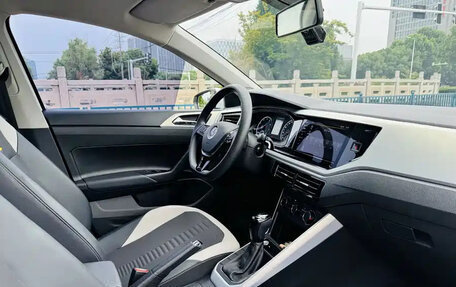 Volkswagen Polo, 2022 год, 1 031 000 рублей, 8 фотография