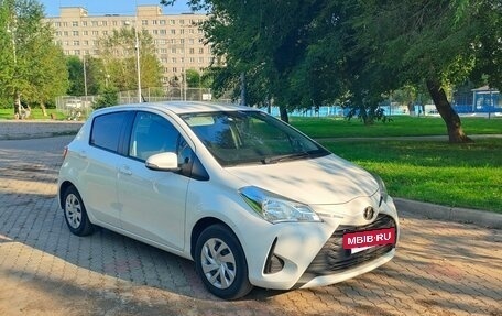 Toyota Vitz, 2019 год, 950 000 рублей, 2 фотография