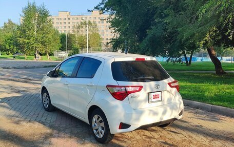 Toyota Vitz, 2019 год, 950 000 рублей, 13 фотография