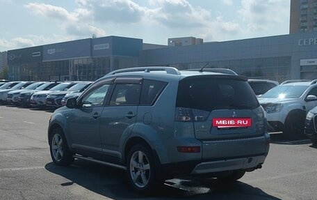 Mitsubishi Outlander III рестайлинг 3, 2007 год, 1 075 000 рублей, 4 фотография