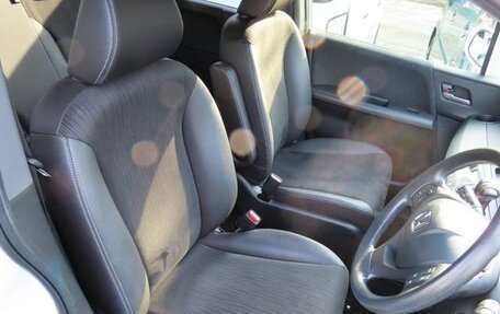 Honda Freed I, 2015 год, 654 000 рублей, 27 фотография