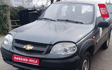 Chevrolet Niva I рестайлинг, 2009 год, 189 000 рублей, 3 фотография