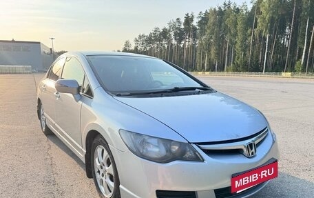 Honda Civic VIII, 2008 год, 650 000 рублей, 2 фотография