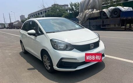 Honda Fit, 2023 год, 1 100 000 рублей, 3 фотография