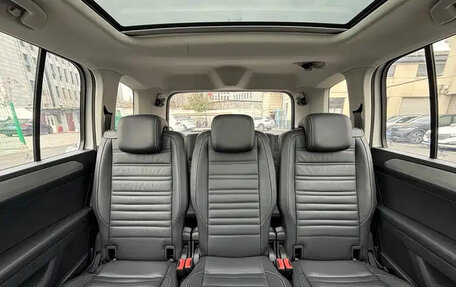 Volkswagen Touran III, 2022 год, 1 699 003 рублей, 25 фотография
