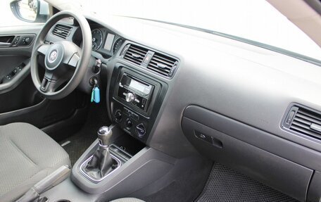 Volkswagen Jetta VI, 2013 год, 999 000 рублей, 7 фотография