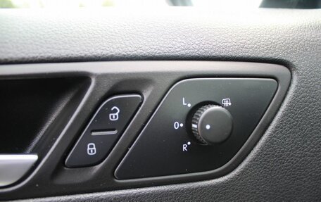 Volkswagen Jetta VI, 2013 год, 999 000 рублей, 10 фотография