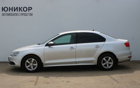 Volkswagen Jetta VI, 2013 год, 999 000 рублей, 2 фотография