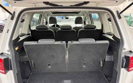 Volkswagen Touran III, 2022 год, 1 699 003 рублей, 26 фотография