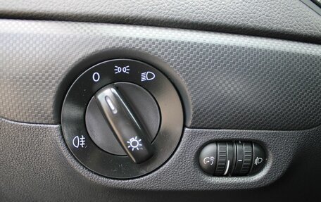 Volkswagen Jetta VI, 2013 год, 999 000 рублей, 11 фотография