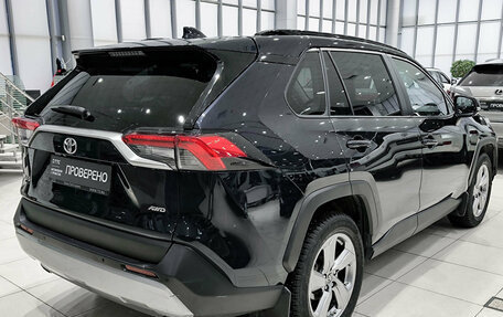 Toyota RAV4, 2020 год, 2 940 000 рублей, 6 фотография