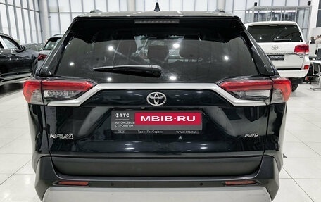Toyota RAV4, 2020 год, 2 940 000 рублей, 7 фотография