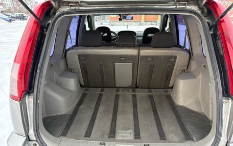Nissan X-Trail, 2005 год, 500 000 рублей, 11 фотография