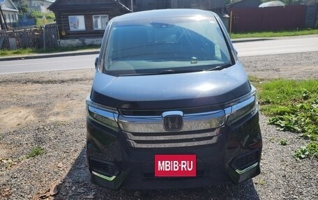 Honda Stepwgn IV, 2017 год, 1 850 000 рублей, 6 фотография