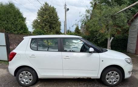 Skoda Fabia II, 2011 год, 360 000 рублей, 2 фотография